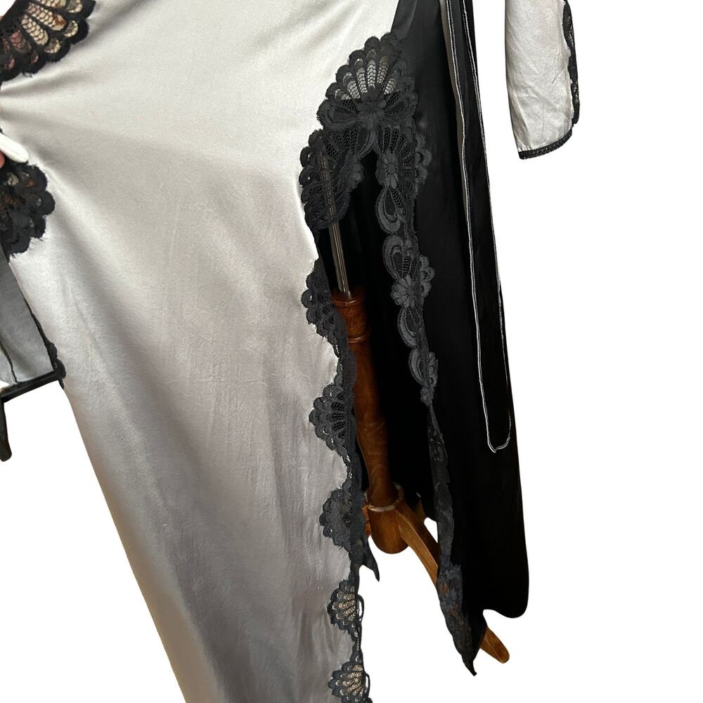 Vintage Fernando Sanchez Silk Lace Robe Pewter Gray Black - Picture 10 of 10